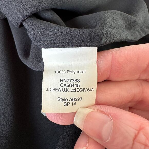 J. Crew Black Sleeveless Banded Neck and Sleeve Round Hem Side Slit Blouse 0 - Picture 9 of 10